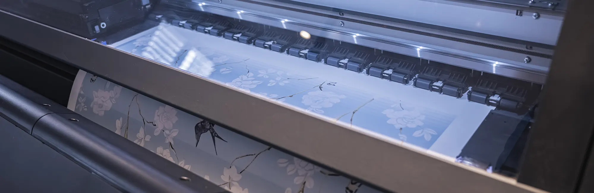 High End Digital Printing on Fabrics and Wallcoverings for Interior Design Professionals